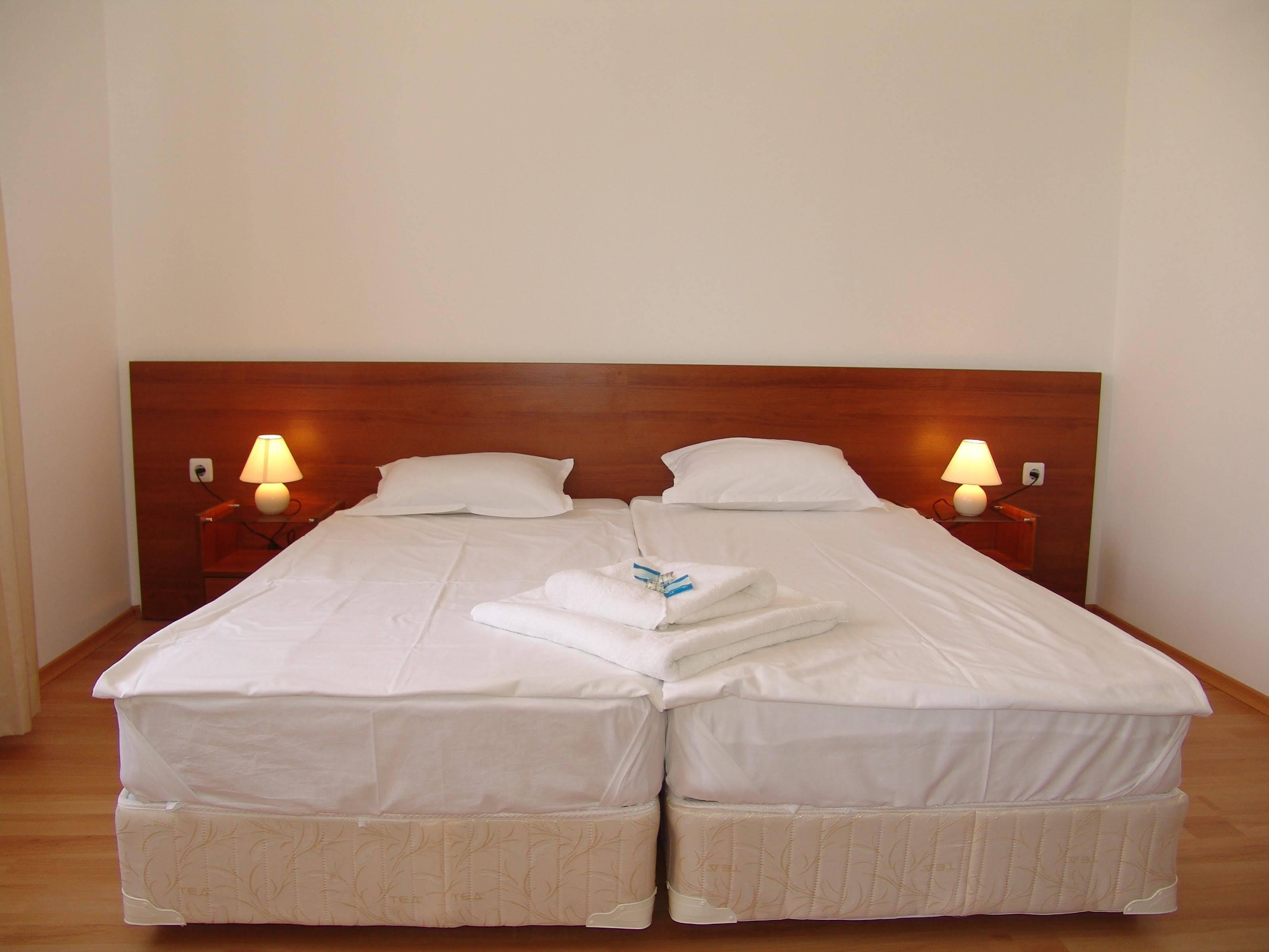 סאני ביץ' Apart Hotel Kasandra מראה חיצוני תמונה