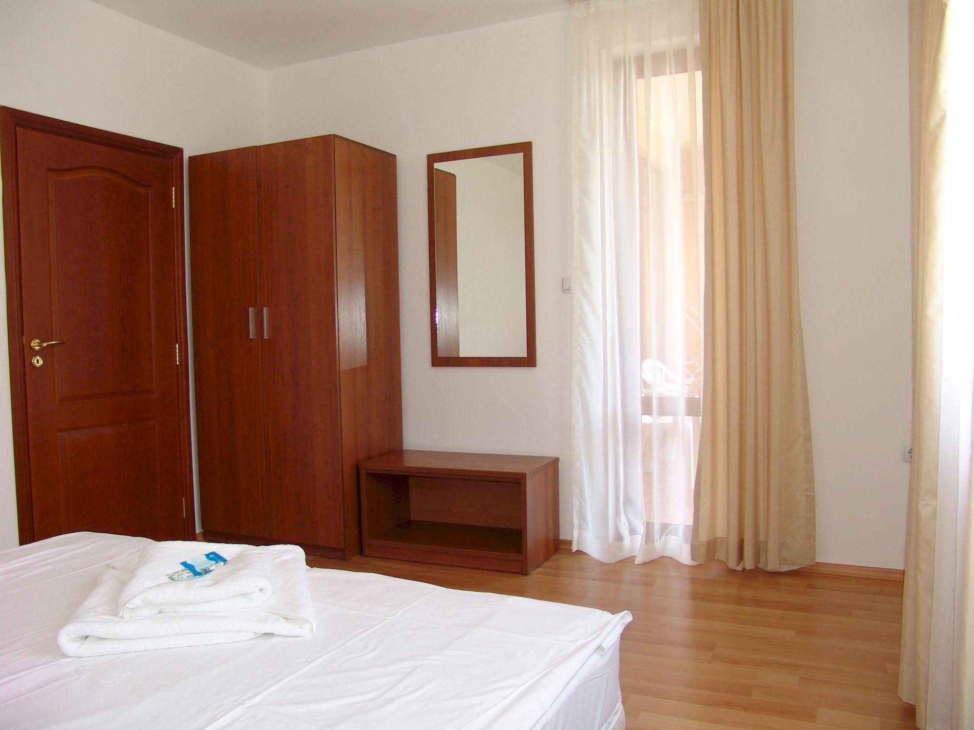 סאני ביץ' Apart Hotel Kasandra מראה חיצוני תמונה